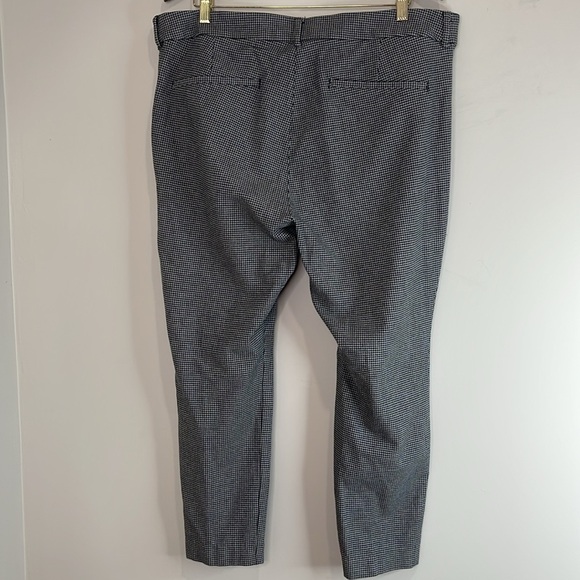 Old Navy Hi-Rise Pixie Skinny Houndstooth Dress Pants SecretSmooth Pockets 18P - Picture 7 of 10